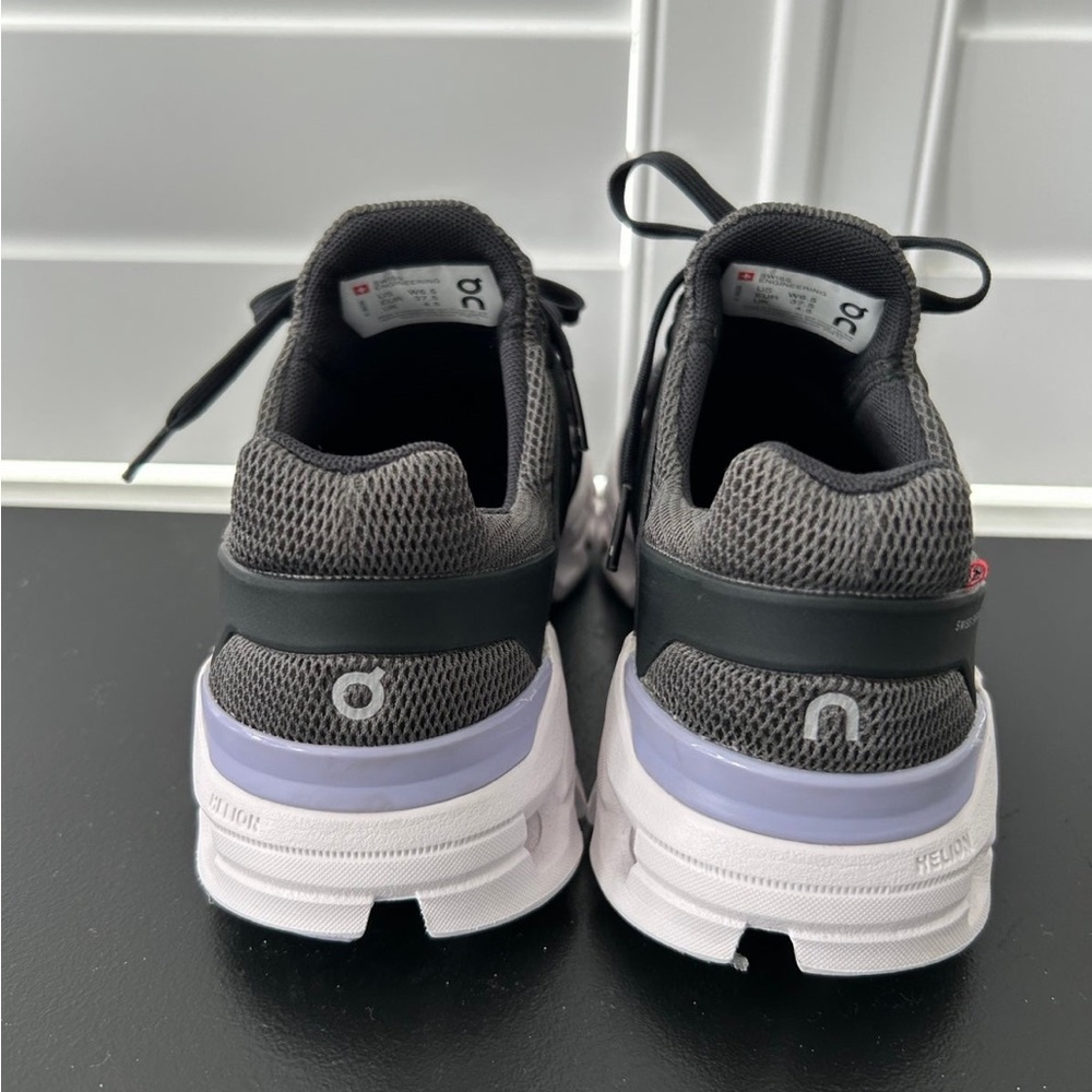 🔥NEW🔥WOMEN'S CLOUDSWIFT- MAGNET & LAVENDER ON RUNNING - Picture 4 of 9